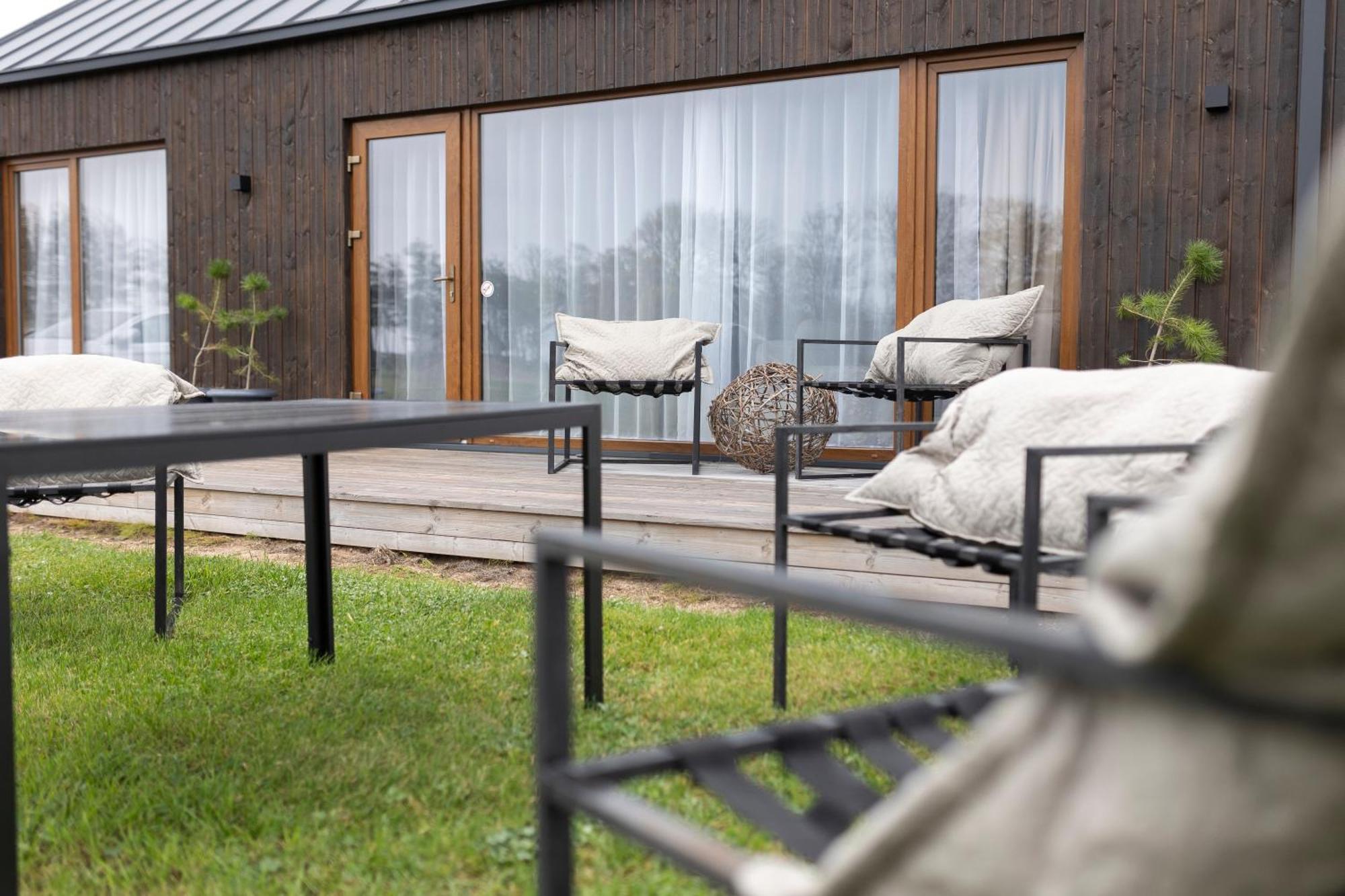 Viesuli Village Villas Saraiķi Zewnętrze zdjęcie