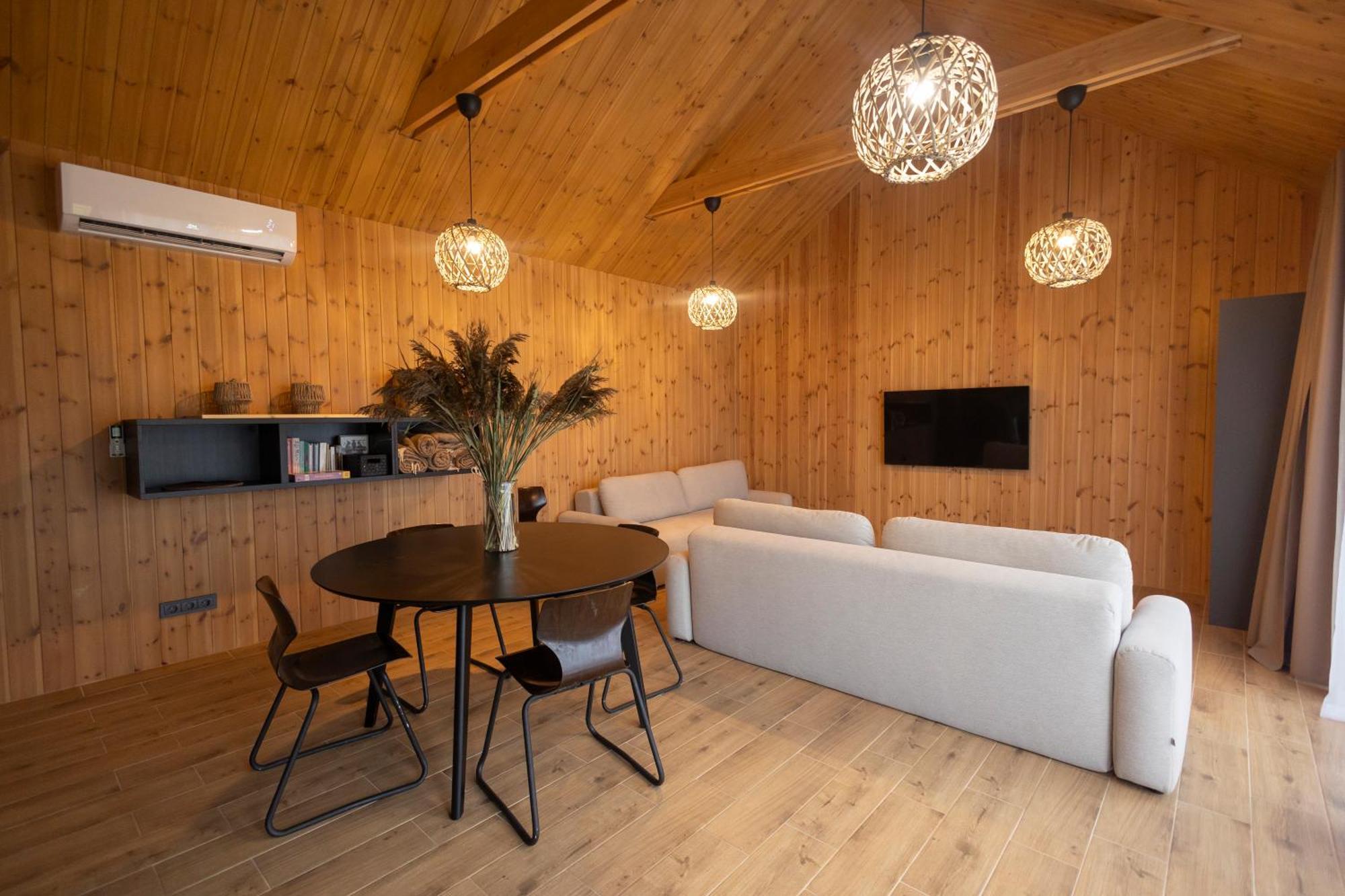 Viesuli Village Villas Saraiķi Zewnętrze zdjęcie